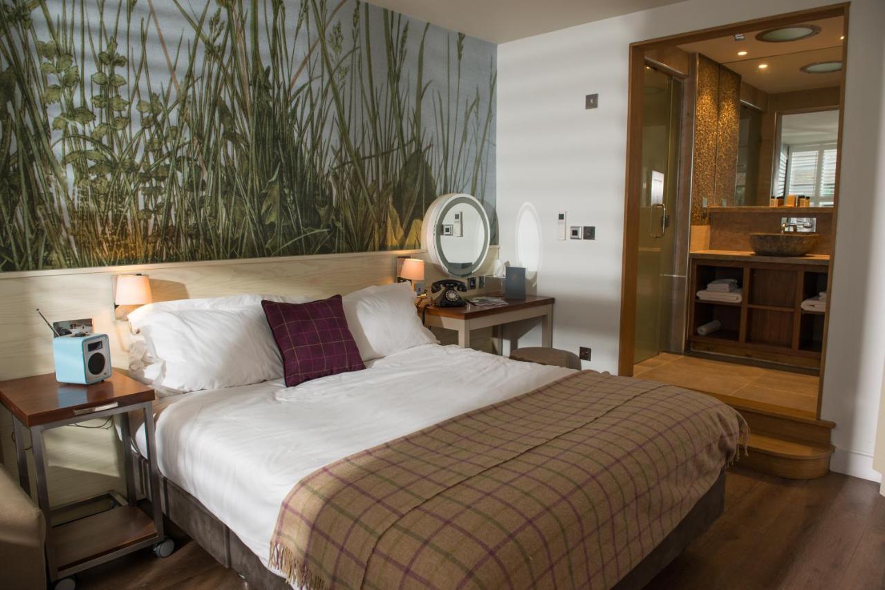 Judge'S Lodging York Zewnętrze zdjęcie A bedroom at The River Lee Hotel